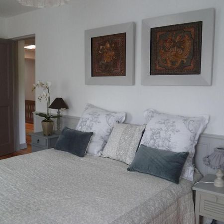 La Tonnelle Fleurie Chambres D'Hotes Sainte-Soulle ภายนอก รูปภาพ